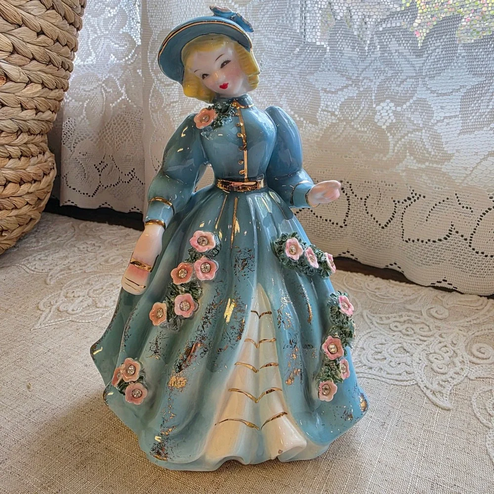 Lefton Southern Belle Victorian Figurine 7